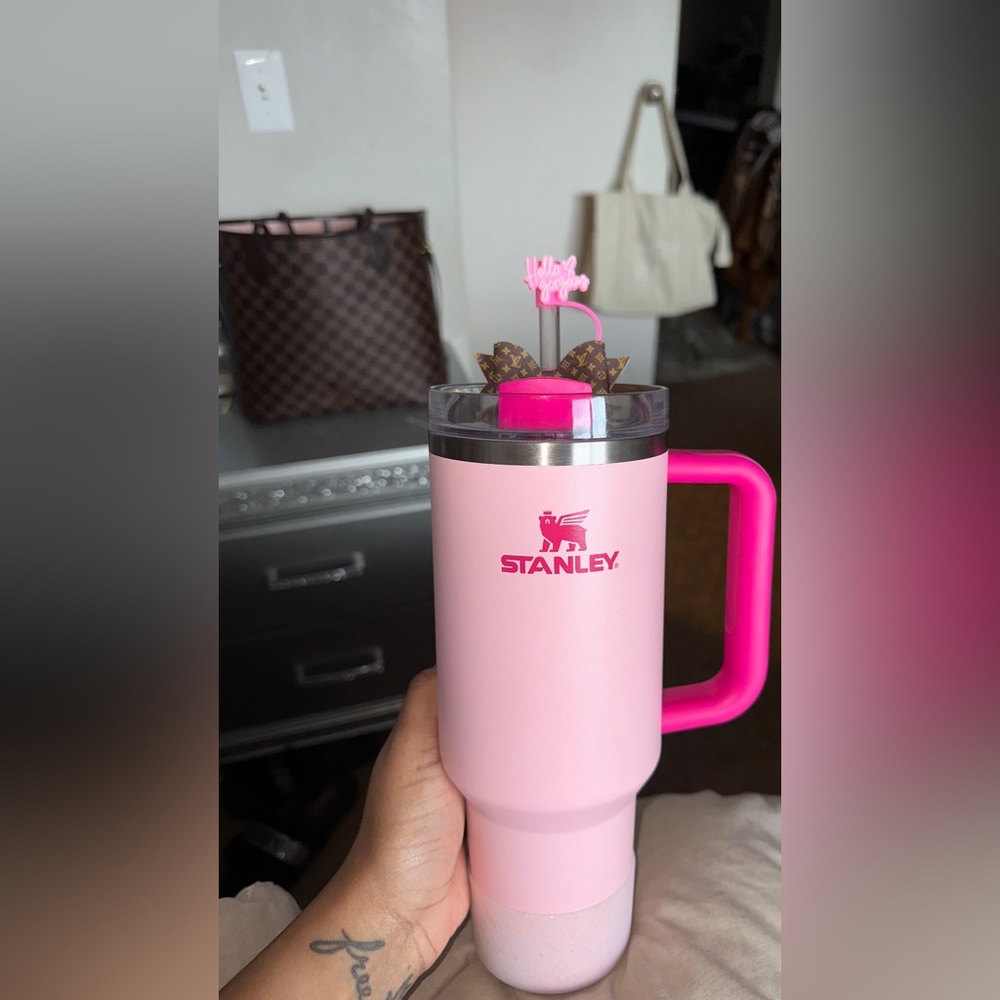 Flamingo Stanley cup